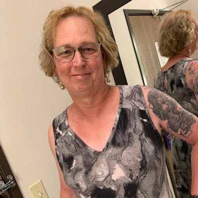 Happily married, mid-50s trans woman. Mostly positive trans stuff and food porn she/her/hers 🏳️‍⚧️ @daisyredwoods@mastodon.social