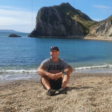 Strev87's profile picture. Mind, body & soul for sports, fitness, music, adventure, nutrition & sleep...I apologise in advance #MUFC 🔴⚪⚫