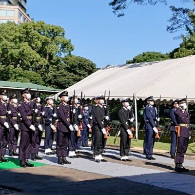 【格闘技・武道】空手黒帯、キックボクシング、ブラジリアン柔術、フィリピン武術 【資格】危険物取扱乙4、ITパスポート、情報セキュリティマネジメント、安全運転能力検定3級、ボディーガード検定、漢検3級、準中型、普自ニ、ACT Security 修了、Act Awareness E-Learning修了、