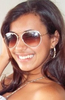 uma garotinha feliz e de bem com a vida...