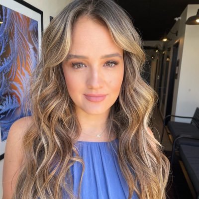 AmandaDzi's profile picture. Compassion never stops being beautiful..