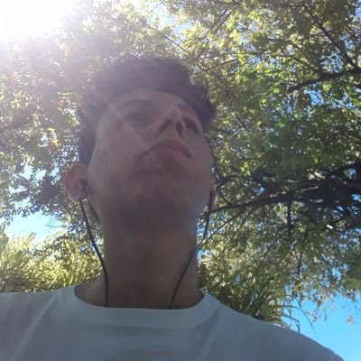 JuanMat77232713's profile picture. 