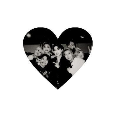 mm395345224764's profile picture. @alta_luneeee