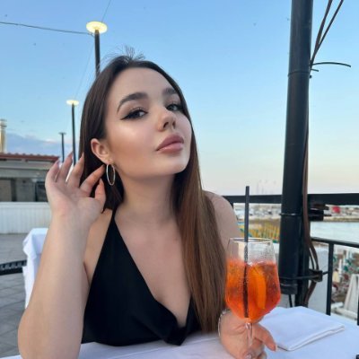 younglady0xx Profile Picture