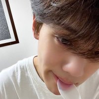 maa (@00__gyu) 's Twitter Profile