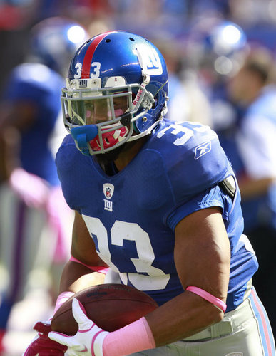 DaRelScott_RB's profile picture. 2011 draft pick of the New York Giants and former U. Maryland running back.