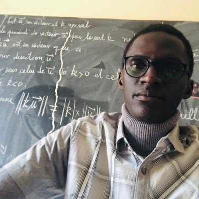 ndongo à keur Seydil Hadji Malick🕌❤ Professeur de mathématiques ✏📐 Saint-Louisien 😍 Sanarois🎓Mancunien⚽konoha🏠