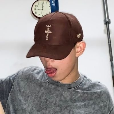 Cute, twinks, young, femboy, shoes, socks, leather, latex, asian, jockstrap, lingerie, outdoor, bdsm and other fetish
All content is public. DM to remove