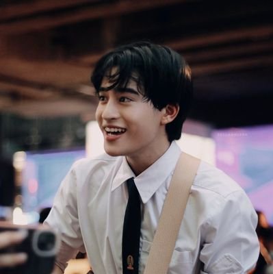 satonthesun's profile picture. jeffbarcode brainrot survivor 💗sunfloweronsaturn on ao3!