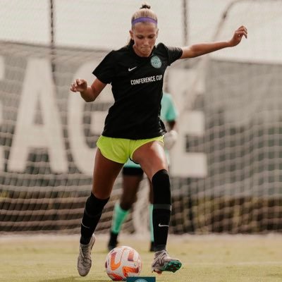 2027 | Ohio Premier ECNL 2009 #2 | 5’11 | ID2 National Selection Team ‘23 | USYNT Mini Camp | USYNT IDC x5 | ECNL Conference Cup Selection ‘23|