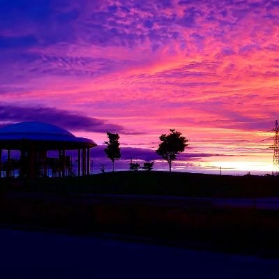 c2sss32's profile picture. クルマ、バイクすきだよー 
そろそろドライブいきたい(^^)