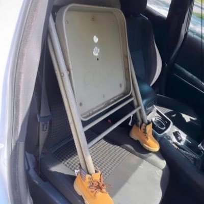 4xlsvq's profile picture. BAD