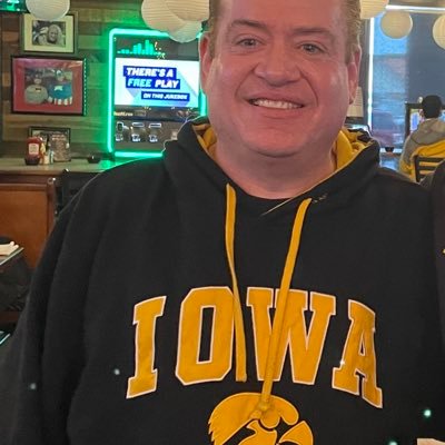 Formerly from Dubuque IA .Now live in the D.C. area love Howard Stern, The Chicago Cubs, Detroit Lions and Iowa Hawkeyes https://t.co/PPh9jxy1vs