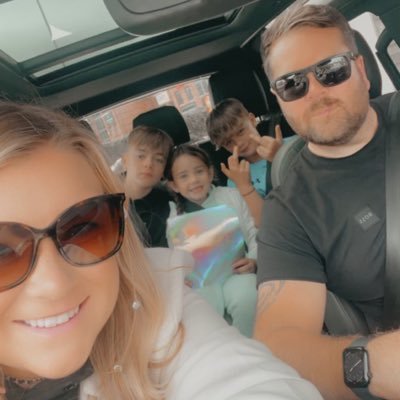 Proud dad to Vinnie Charles ⚽️, Oscar Frank ⚽️ Fleur Edith-Rose 👧Husband to Natalie 😍 Company Director 🏗 Property Developer 🏠 Massive PAFC fan 💚