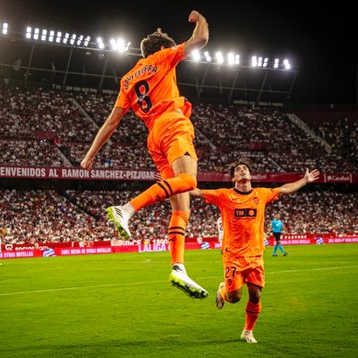 Valencia CF 🦇 #LimGoHome Valencianista hasta la medula