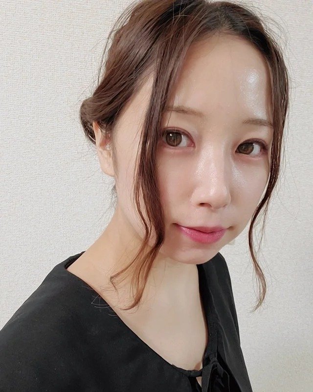 裏垢はじめてやる21さいJDです。 えっちなお話ししよ仕事の疲れから毎日欲求不満な27歳の裏垢学校の先生(*´д`*)ハァハァぱいぱんアソコ舐めまわしてくれませんか♡?ぇち友もさがしちゅう(*´Д`)ハァハァ