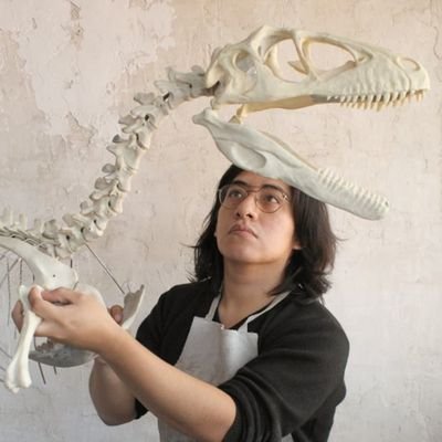 Paleoartista en entrenamiento / a sculptor making dinosaurs / Natural History Museums enjoyer. 🌠
Manager in El Fósil Viviente #paleoart #education #museography