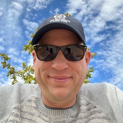 jeremyfalke's profile picture. Father, Husband, People-connecter and developer, Forever-learner & Designer-in-training