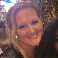 Christene (@missredd84) 's Twitter Profile Photo