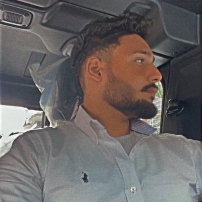 digvjrr's profile picture. 𝙏𝙝𝙚 𝙒𝙤𝙧𝙡𝙙 𝙄𝙨 𝙉𝙤𝙩 𝙀𝙣𝙤𝙪𝙜𝙝.