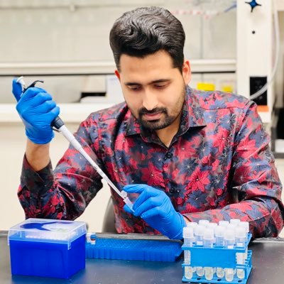 Microbiologist & Biochemist with extensive laboratory experience, particularly in the field of Molecular Biology to identify function of diseases & therapies.