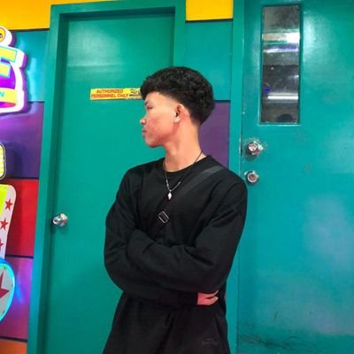 Uglycyy's profile picture. 