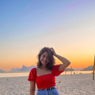 emi_assis's profile picture. cinema uff | Jesus's love is enough.