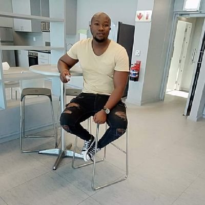 SiyaNgcungca's profile picture. 