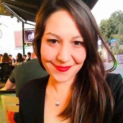 serifekimya's profile picture. Kimya Öğretmeni 🧪