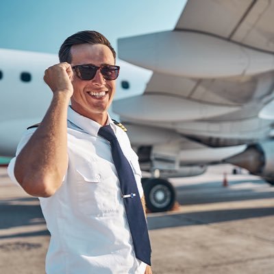 Your World’s Best Travel Agent👨🏽‍✈️🧳🛩️