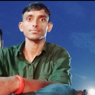 पूर्व छात्रसंघ अध्यक्ष राजकीय आचार्य संस्कृत महाविद्यालय भरतपुर (राजस्थान)
क्यों डरें ज़िन्दगी में क्या होगा,
कुछ न होगा तो तजुर्बा होगा !!