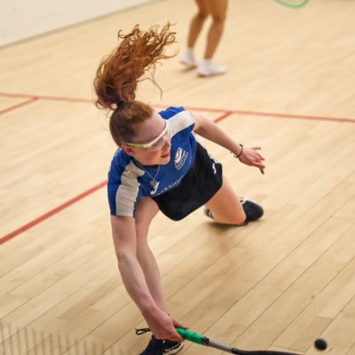 Scottish squash player 🏴󠁧󠁢󠁳󠁣󠁴󠁿 sponsored by @head_squash #teamhead :))