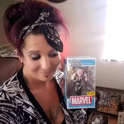 ktzkollectibles's profile picture. NEW! FOLLOW ME ON WHATNOT @
https://t.co/rB0zj0wmTV
eBay, FB, IG, Pinterest, etc!! @ktzkollectibles 
Rare/EXCLUSIVE/Variant COMICS/Funko's!