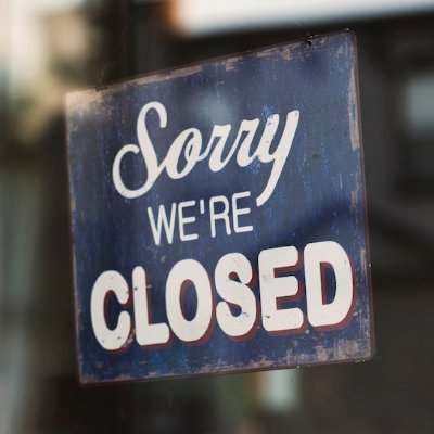 EveHatesMovies's profile picture. DEAD PROFILE. FOLLOW ME ON "THE NEW PLACE"