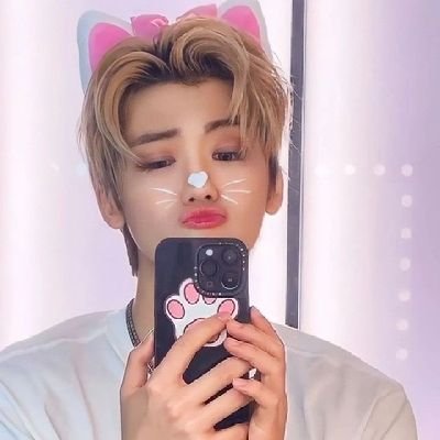 xxdreamxie23's profile picture. ❤️🧡💛💚🩵💙💜🤎🩷🤍