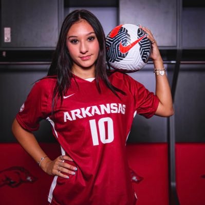 @razorbacksoccer 🐗♥️commit•Forward CE06ECNL#10•USYNT IDC•ECNL CSP• ECNL NTC‘22•ECNL TX 2nd Team All Conf• ODP National Select Team’22’23•JHS Varsity Soccer’25