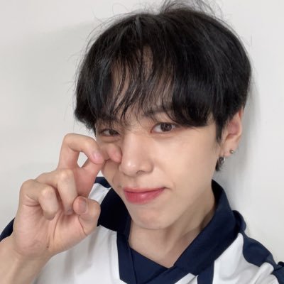 rumilk_1005's profile picture. 🐹🐶🐱🐰🐥🦊