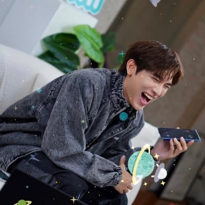 raina_642's profile picture. raina