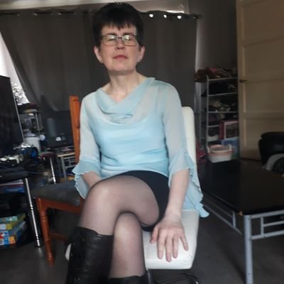 keep children safe
I am free and single
I am done I am done new life with people that to not lie and loyal to you like I am loyal to people that don't lie