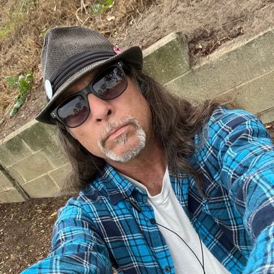 @Backbeat_Radio with Jay Cruz brings music news, interviews and rock n roll adventure. Wednesdays 1pm PT live & on demand on https://t.co/D9ZwitE5Pi