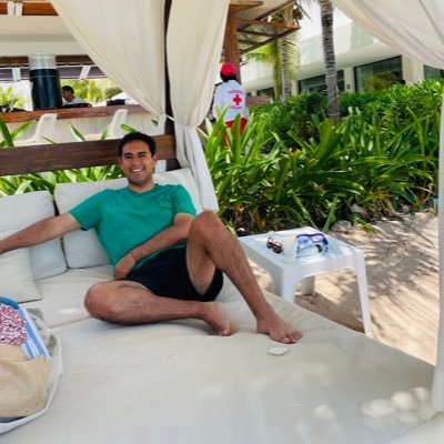 Menagenmh's profile picture. Futurista, empresario.