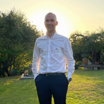 rubenjsloureiro's profile picture. 💻 UI/UX Designer 📱 IG: rubenjsloureiro