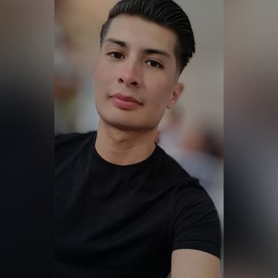 Vuela alto, no para que el mundo te vea, síno
para que tu veas al mundo.✨