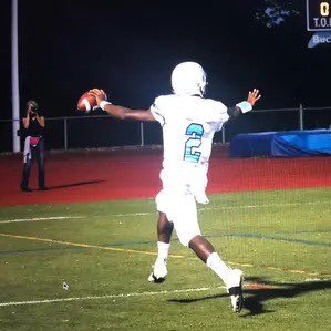 WR/Slot Receiver #Jucoproduct | HS Class of 2021 | Weight: 185lbs | Height: 6’0 | Erie Community College | 40 yd dash: 4.4 |