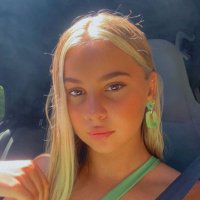 Zahia (@lilyrousseauxx) 's Twitter Profile