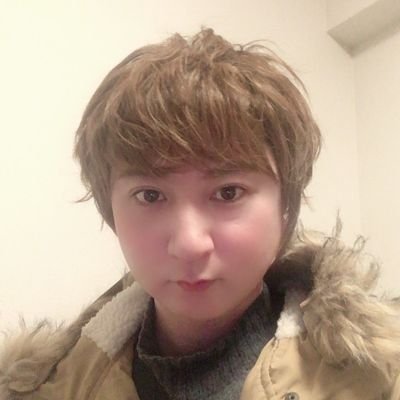 #発達障害 #ADHD 知人に隠しているのでこのアカウント作った。
#障害者雇用 現在 #介護職員 として働いている。2025年、#介護福祉士 合格
彼女と2023.11.22入籍。
気軽にコメントつけてくれると嬉しい😊
