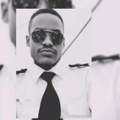 Humble & Wise Loyal Man.
#AirTrafficController.
#ElectricalEngineer.
#Manager@Invesco Ltd.
#C.E.O@simple logistics Ltd
@liandaelly@gmail.com