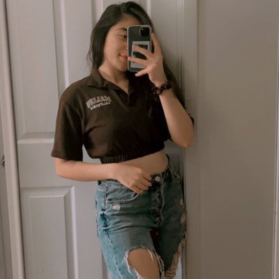 “Digital design is like painting, except the paint never dries.” ✨
Spotify 24/7 🎶😁
Cat mom 😽
Follow me for a free cookie 🍪