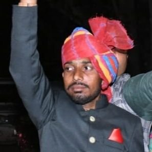 rahulsingh32361's profile picture. reet mains English se