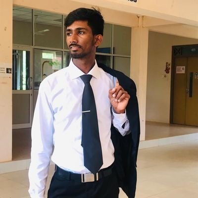 Akash12Tharuka's profile picture. Thriving....